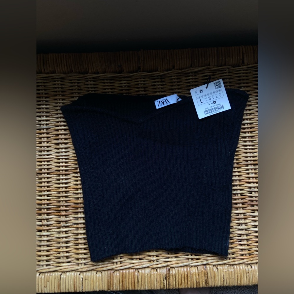 Black Crop Top